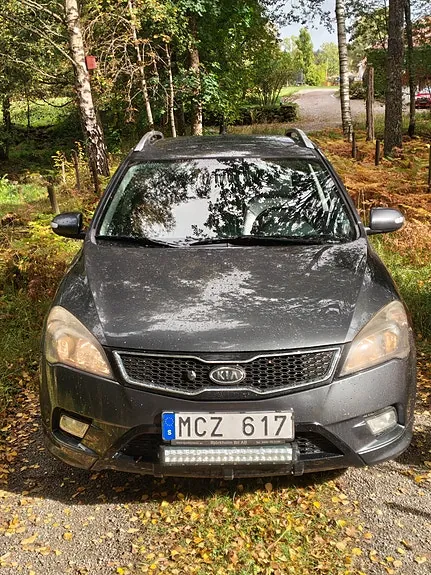 Kia Ceed 2012 photo 2