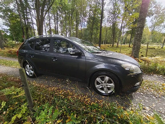 Kia Ceed 2012 photo 3