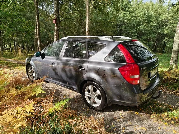 Kia Ceed 2012 photo 4