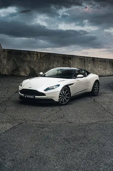 Aston Martin Db11 2018 photo 2
