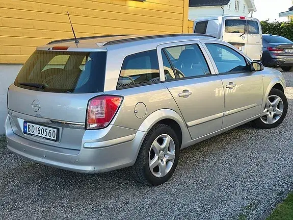 Opel Astra 2007 photo 4