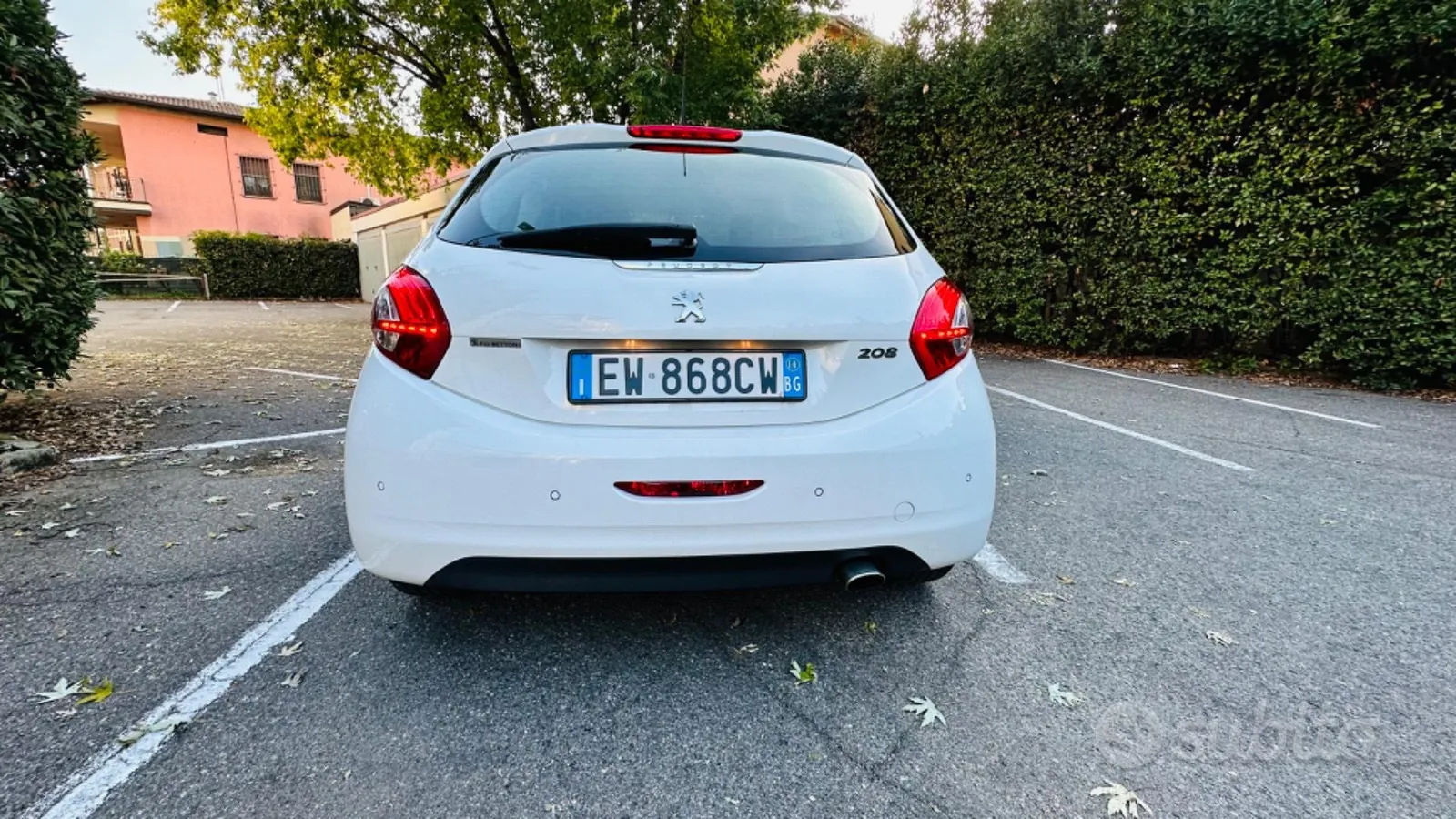 Peugeot 208 2014 photo 5