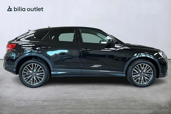 Audi Q3 2022 photo 5