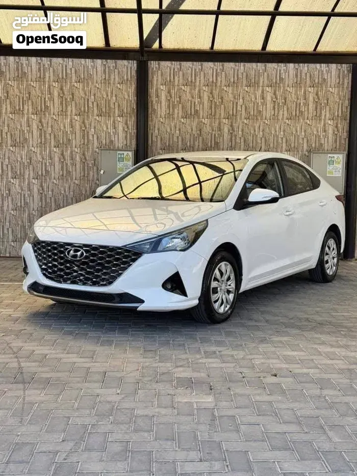 Hyundai Accent 2023 photo 3