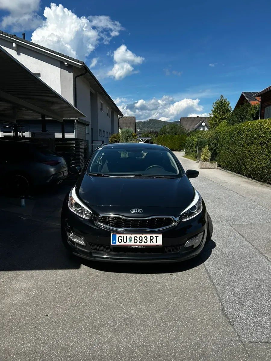 Kia Proceed