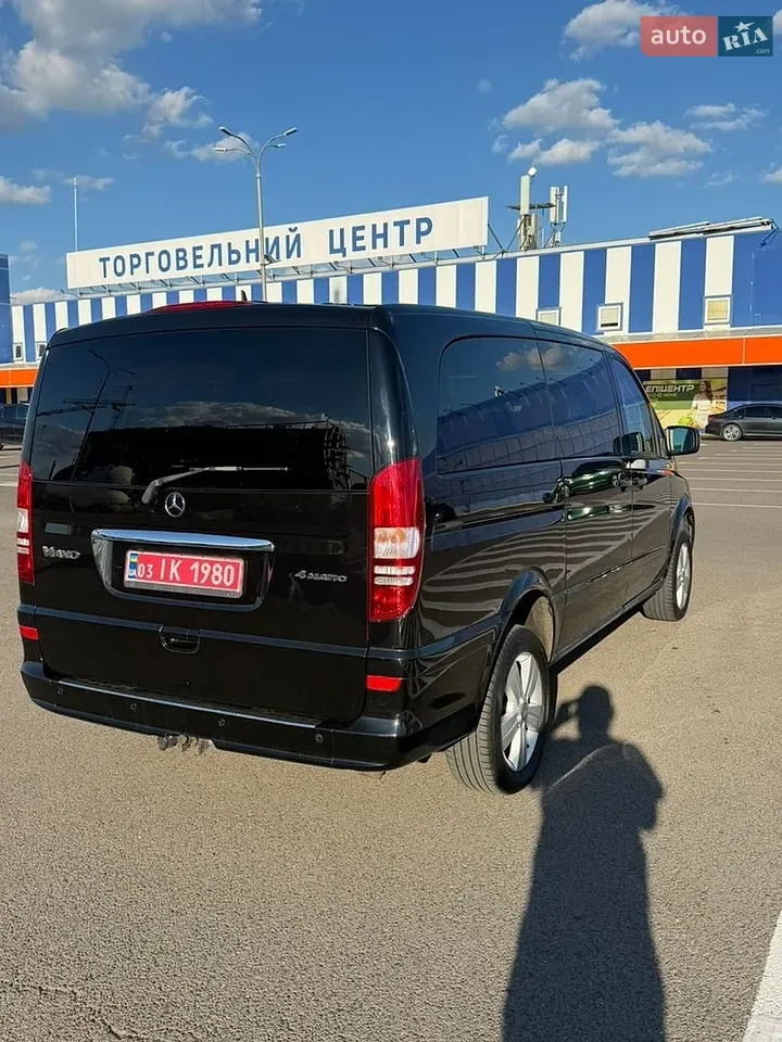 Mercedes-Benz Viano 2012 photo 5