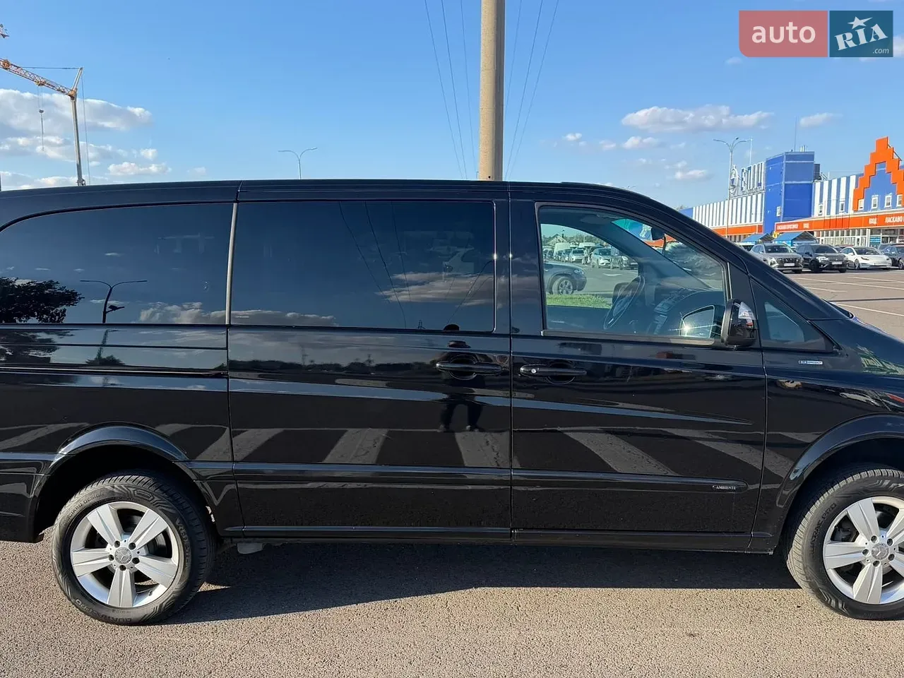 Mercedes-Benz Viano 2012 photo 4