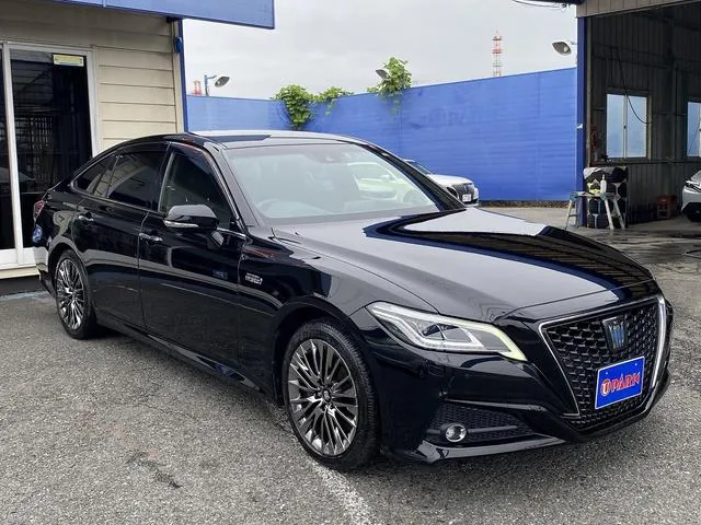 Toyota Crown Hybrid G-Executive 2019 photo 3