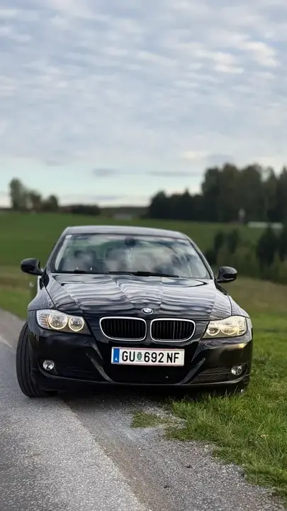 BMW 3 Series 2009 photo 3