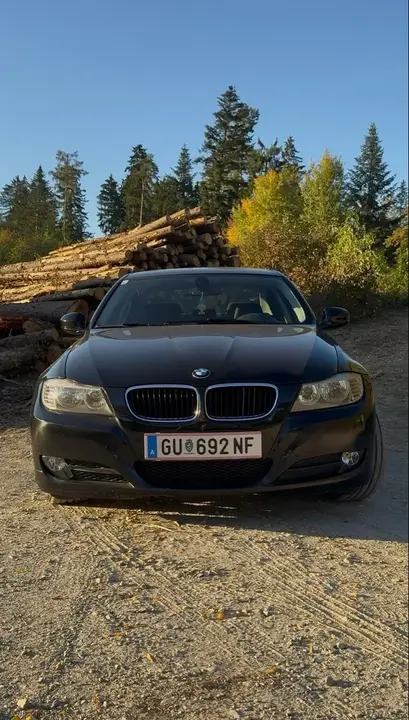 BMW 3 Series 2009 photo 2