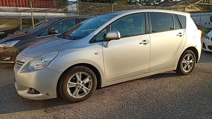 Toyota Verso