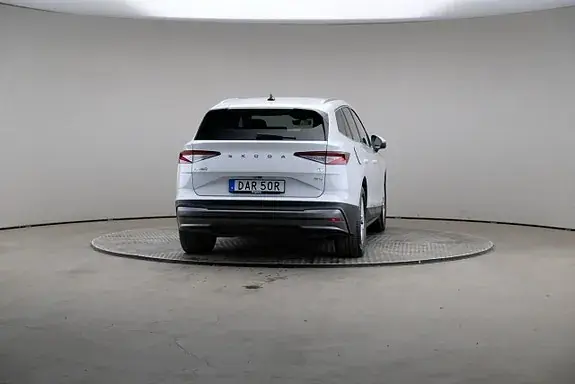 Skoda Enyaq 2023 photo 2