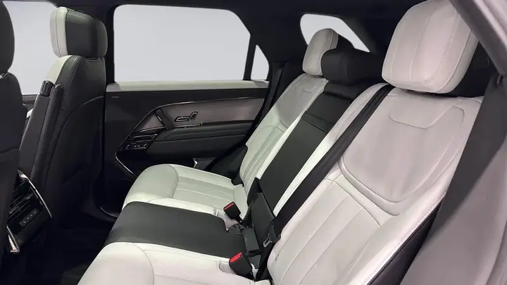 Land Rover Range Rover Sport 2026 photo 4