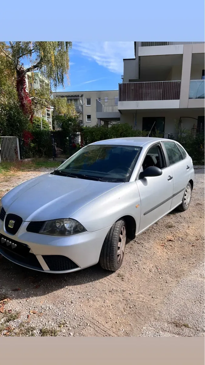 Seat Ibiza 2008 photo 2