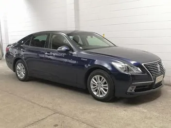 Toyota Crown 2015 photo 2