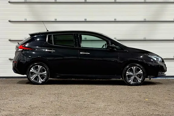 Nissan Leaf 2020 photo 2