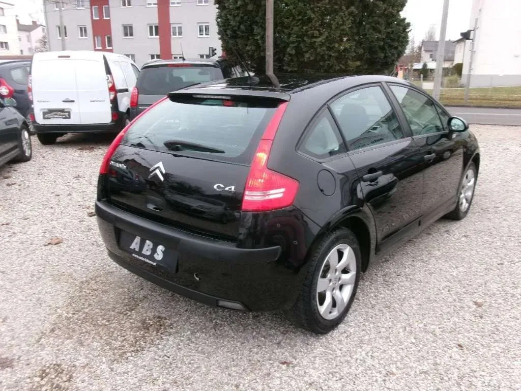 Citroen C4 2008 photo 3