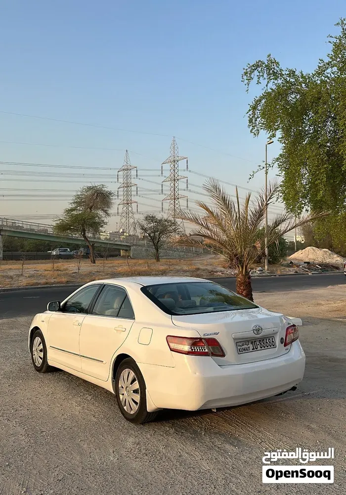 Toyota Prado 2011 photo 4