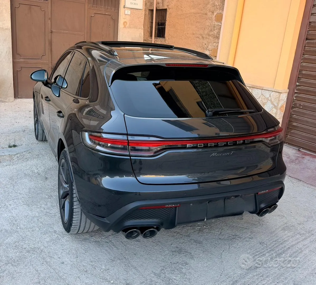 Porsche Macan 2022 photo 2