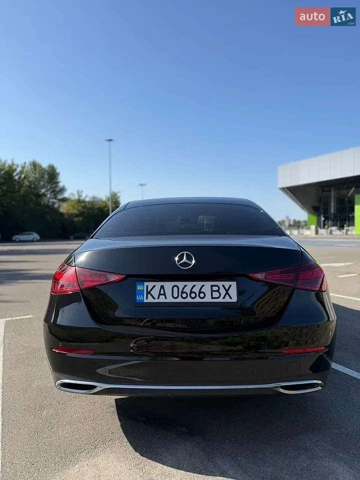 Mercedes-Benz C-Class 2024 photo 3