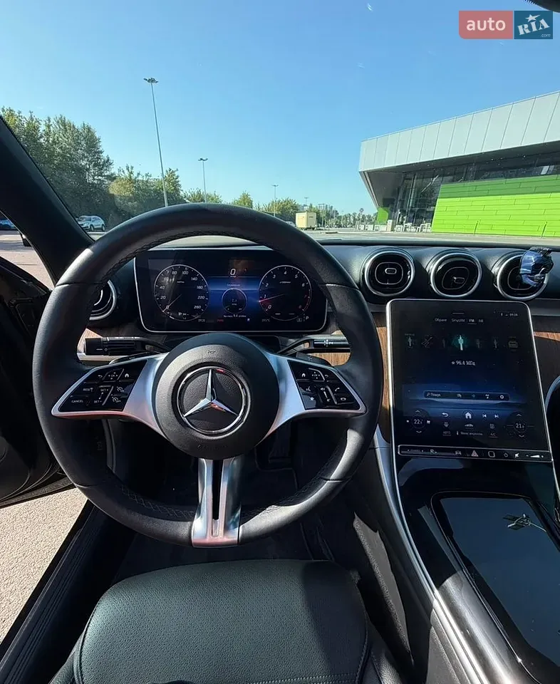 Mercedes-Benz C-Class 2024 photo 5