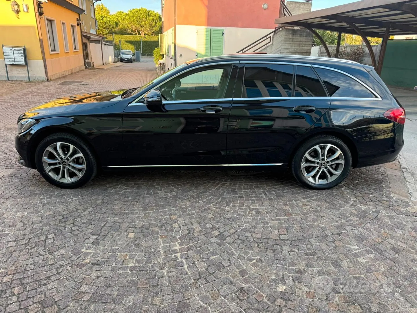Mercedes-Benz C 2017 photo 3