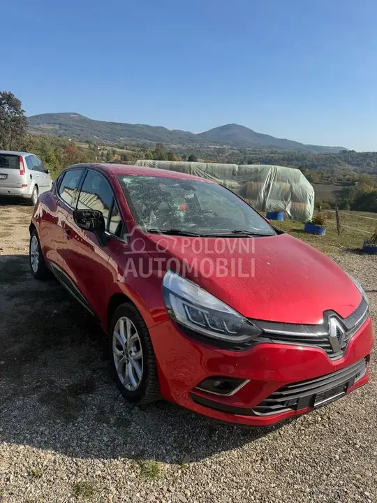 Renault Clio 2019 photo 2