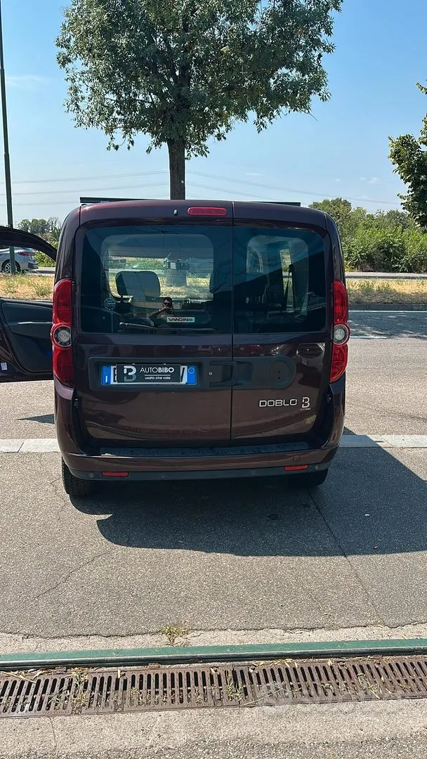 Fiat Doblo 2010 photo 5