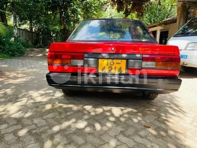 Nissan Sunny 1989 photo 4
