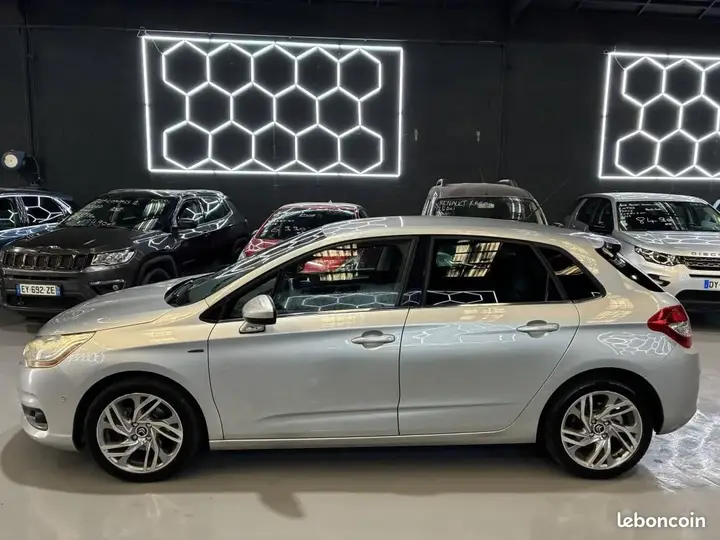 Citroen C4 2012 photo 4