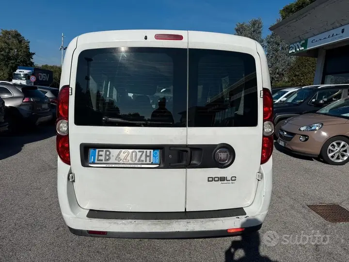 Fiat Doblo 2010 photo 5