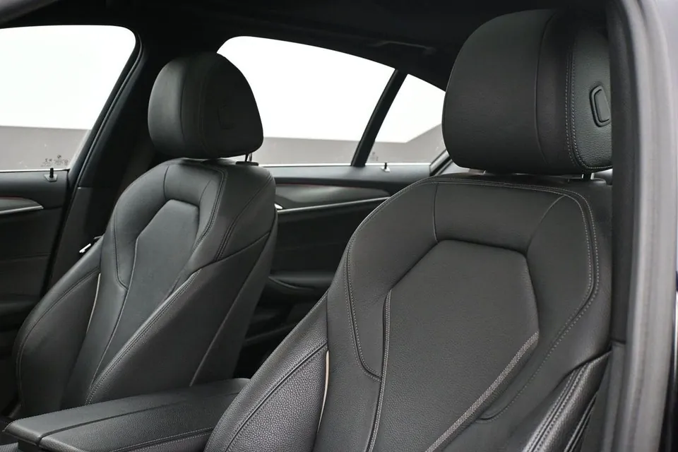 BMW 5 Series 2020 photo 4