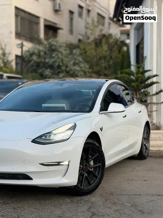 Tesla Model 3 2020 photo 2