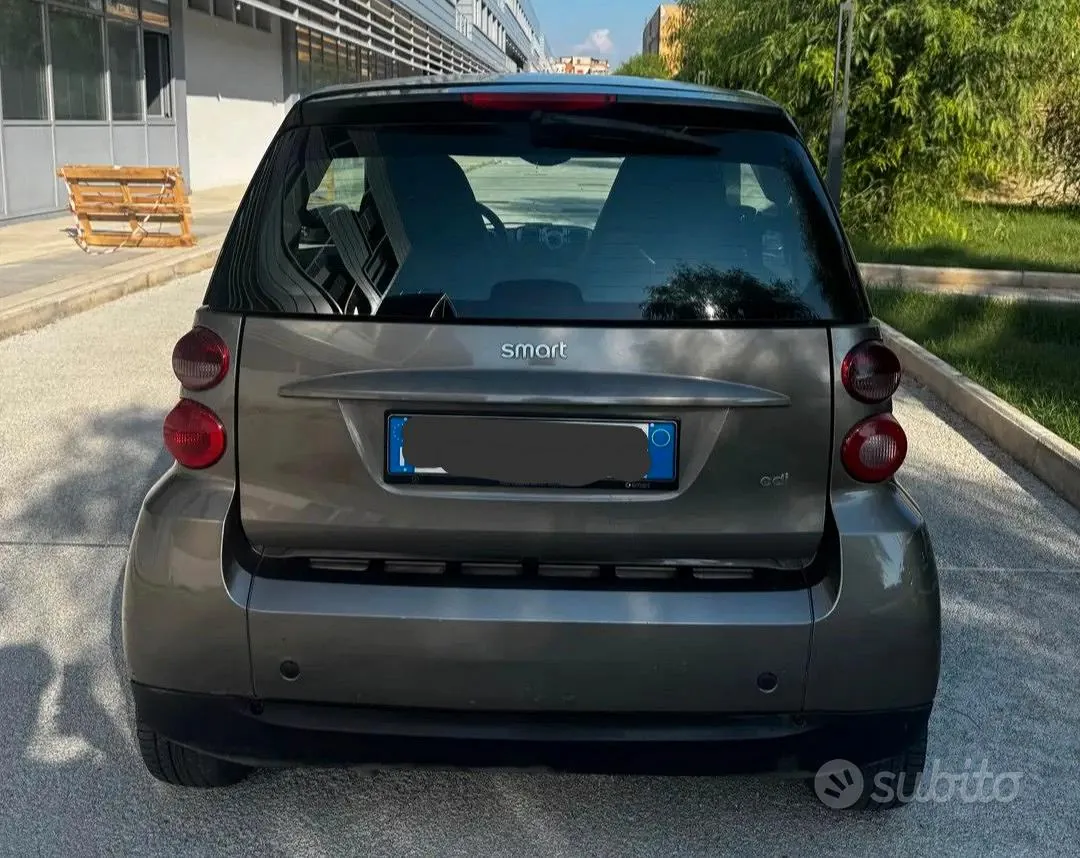 Smart Fortwo 2010 photo 3