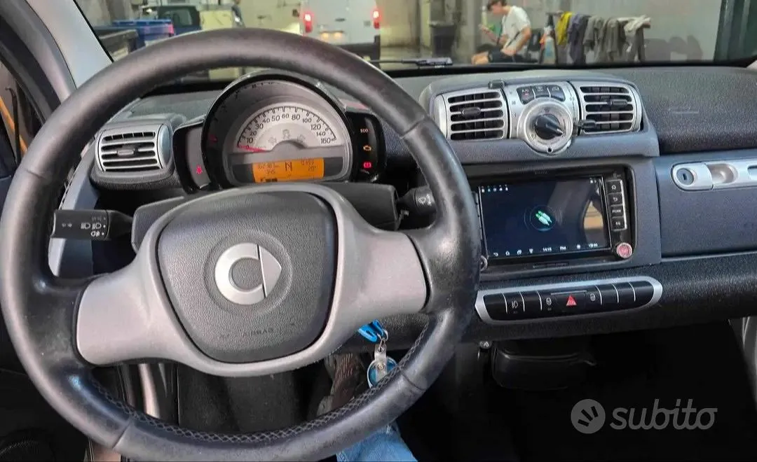 Smart Fortwo 2010 photo 5