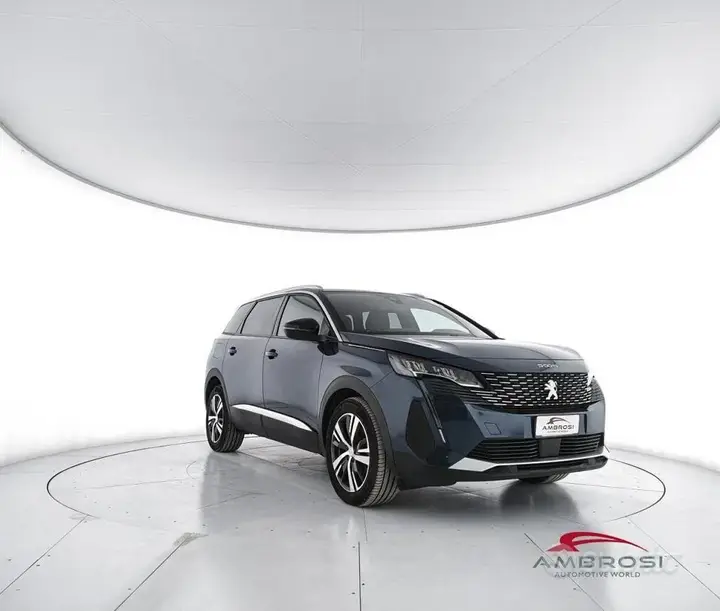 Peugeot 5008 2024 photo 2