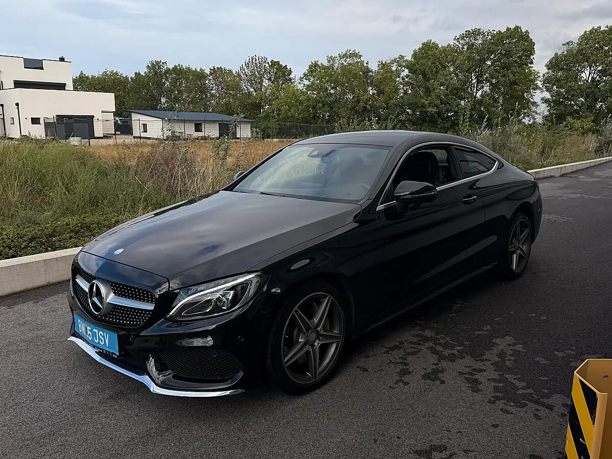 Mercedes-Benz C-Class 2016 photo 2