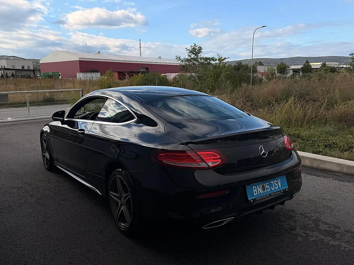 Mercedes-Benz C-Class 2016 photo 3