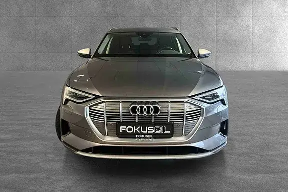 Audi E-Tron 2020 photo 2