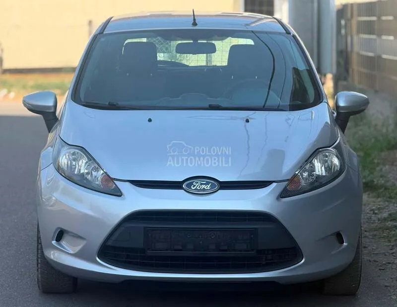 Ford Fiesta 2010 photo 5