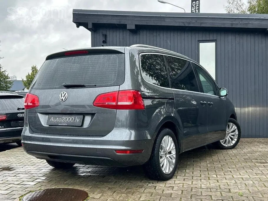 Volkswagen Sharan 2011 photo 3