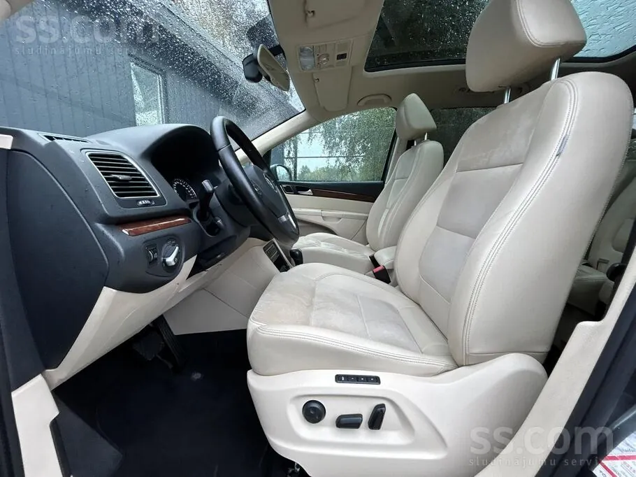 Volkswagen Sharan 2011 photo 5