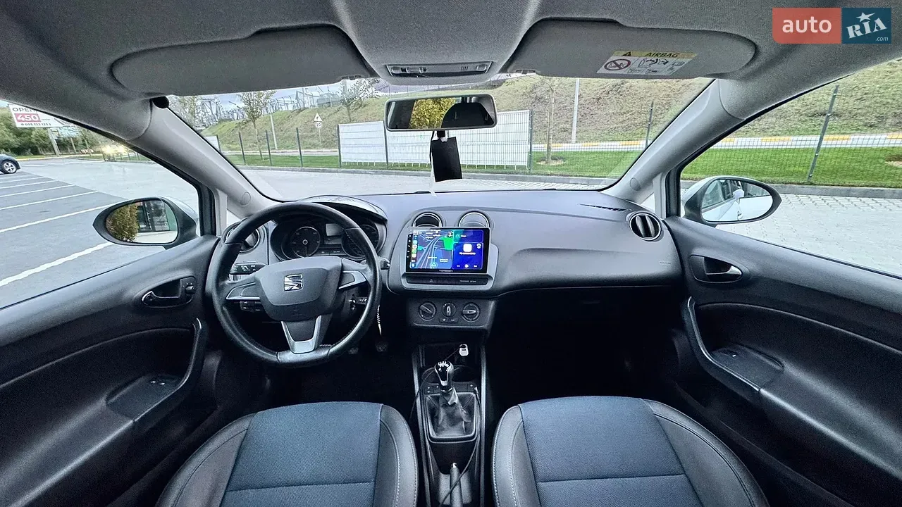 Seat Ibiza 2015 photo 5
