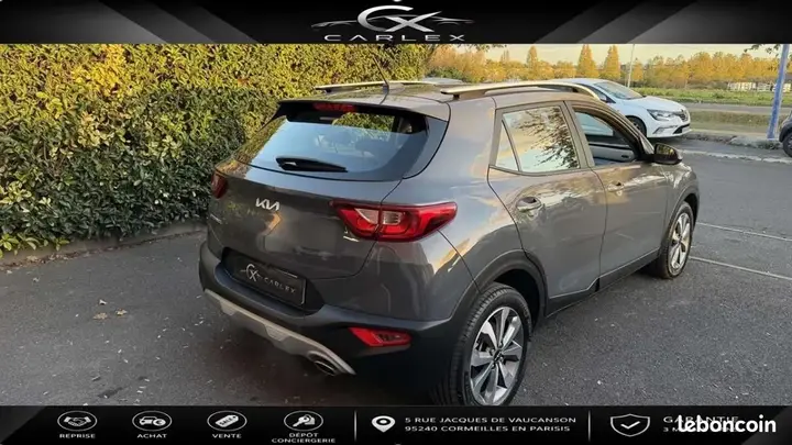 Kia Stonic 2022 photo 3