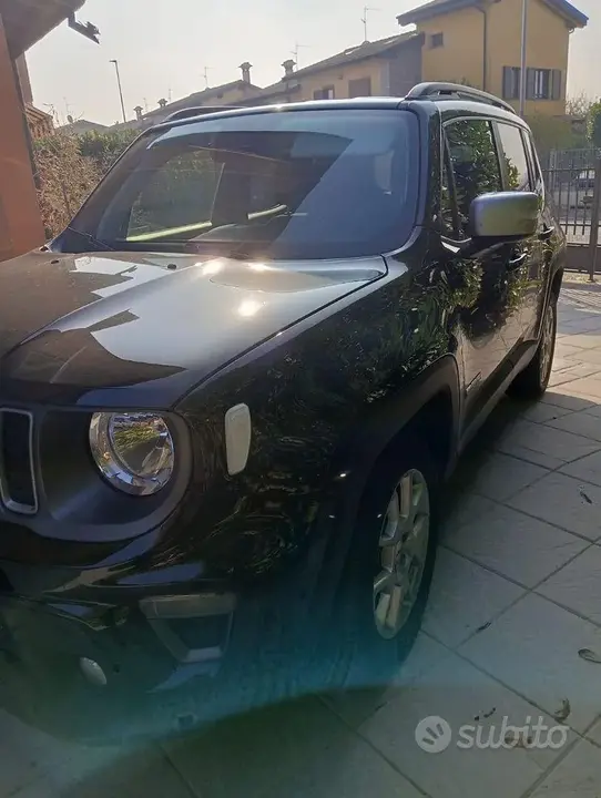 Jeep Renegade 2023 photo 3