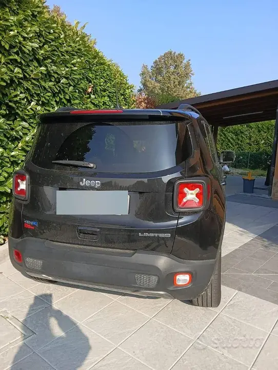 Jeep Renegade 2023 photo 2