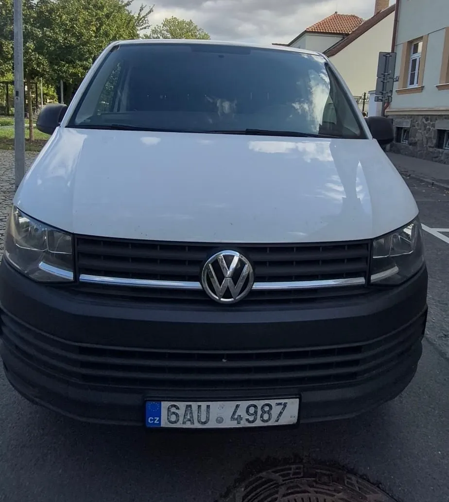 Volkswagen Transporter T6 2018 photo 3