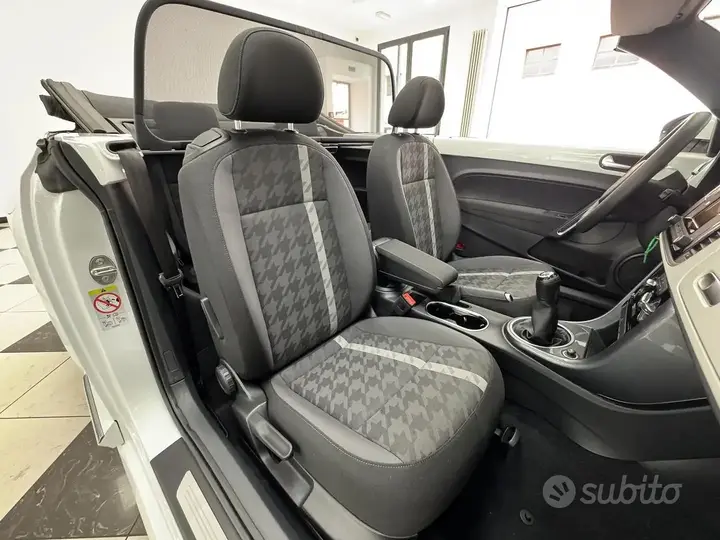 Volkswagen Maggiolino Cabrio 2017 photo 5