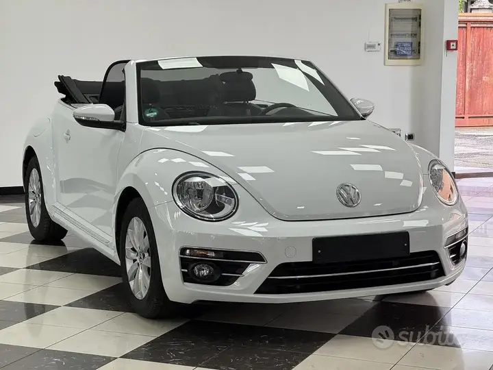Volkswagen Maggiolino Cabrio 2017 photo 4