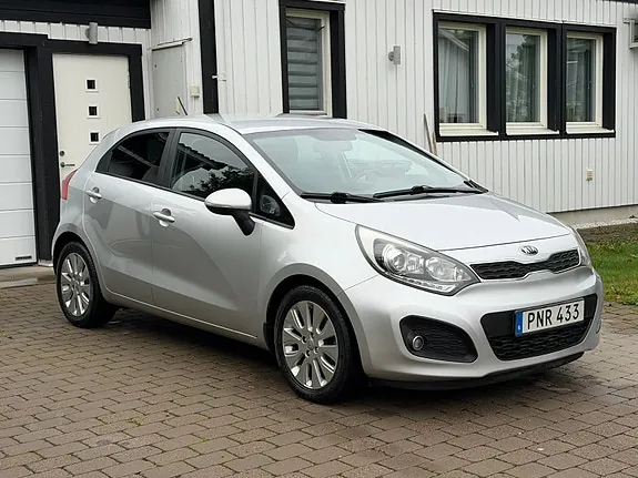 Kia Rio 2014 photo 2